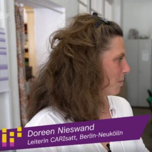 Doreen Nieswand, Leitung des CariSATT-Ladens in Berlin Neukölln